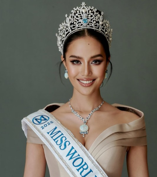 Miss World 2025 Suchata Chuangsri, Taylandlı model Suchata Chuangsri