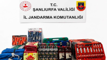 Şanlıurfa'da Jandarma’dan Kaçakçılık Operasyonu: Çok Sayıda Kaçak Ürün Ele Geçirildi