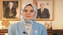 Bakan Göktaş'tan Van'da Anlamlı Teşekkür Belgesi Takdimi